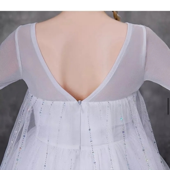 Elsa costume for girls/birthday/party/Halloween dress 3-9 years avaliable - Picture 5 of 6